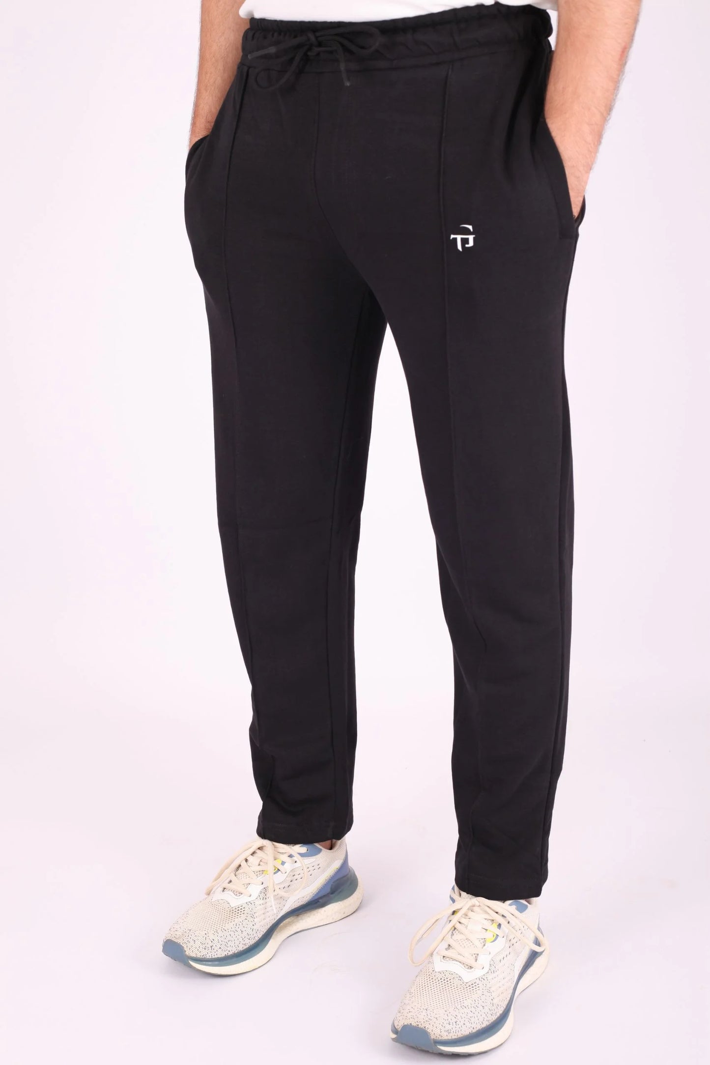 PLEATED TROUSERS | BLACK