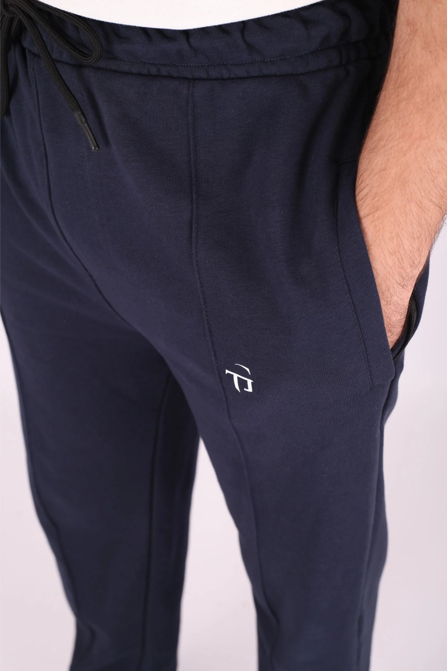 PLEATED TROUSERS | NAVY